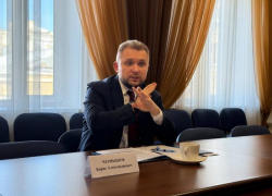 «Жирные коты доят планету»: план Трампа раскрыл воронежский депутат Госдумы