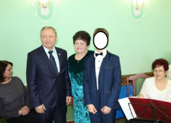 Директриса Ломакина подхватила «болезнь Сухачевой-Букреева» в Воронежской области