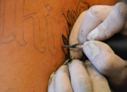 Воронежец заплатит штраф за фото татуировки в "Одноклассниках"