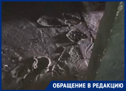 Цементную ловушку оставила под дверью воронежца управляющая компания 