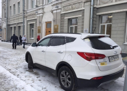 «Дорожный контроль» поймал вице-мэра Воронежа Антиликаторова на наглой парковке 