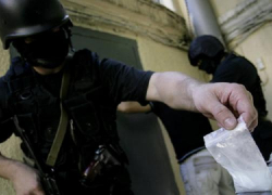 Наркодилеры из Таджикистана активно торговали в Воронеже и Ростове героином