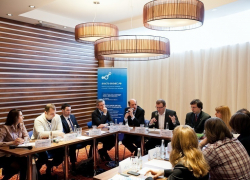 В Воронеже решали: как помочь молодым предпринимателям