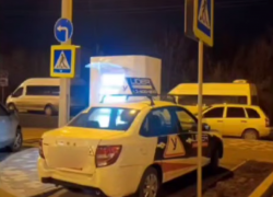 «Стало плохо»: женщина на учебной машине объяснила свой поступок воронежским полицейским 