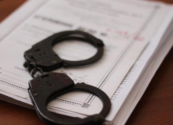 Трое приезжих совершили вооруженное нападение на мужчину в Воронеже