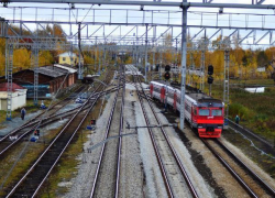 В Воронежской области поезд насмерть сбил подростка в капюшоне