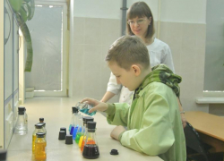Проведением химических экспериментов отметил свой десятилетний день рождения юный воронежец
