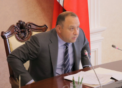 Первый министр Виталий Шабалатов не хочет платить за лихую езду