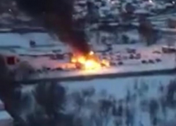 Массовое горение «пазиков» сняли на видео в Воронеже