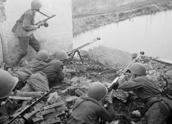 78 лет назад началась массированная атака на фашистских захватчиков в Воронеже