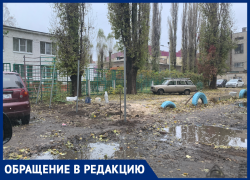 Родители выступили против строительства забора у домов рядом с садиком в Воронеже  