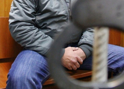 Воронежец изнасиловал девушку, представившись полицейским 