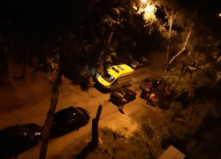 Девушка умерла после падения с крыши воронежской многоэтажки