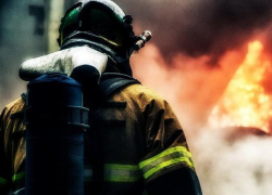 В Воронеже 16 человек эвакуировали из горящего общежития