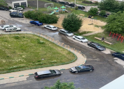 Вода подступает медленно, но верно: Коммунальная авария произошла на Московском проспекте
