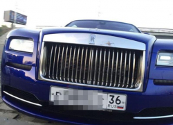 Самый мощный Rolls-Royce за 20 млн рублей заметили в Воронеже