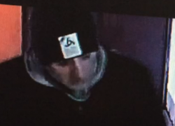 В Воронеже ищут насильника 18-летней девушки 