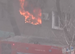 Пожар в многоэтажке в Воронеже попал на видео
