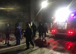 13 человек эвакуировали из-за пожара в сауне в Воронеже 