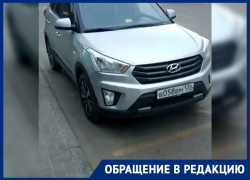 «До лампочки всё»: хамскую парковку на остановке Тельмана сняли на видео воронежцы 