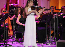 12-летняя скрипачка из Воронежа произвела фурор на Дельфийских играх