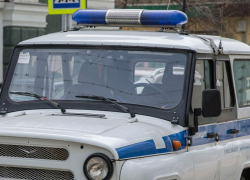 Тело девушки нашли под окнами многоэтажки в Воронеже