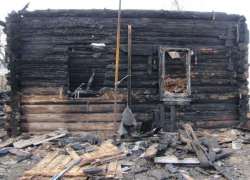 Тело 86-летней воронежской пенсионерки нашли в сгоревшем доме
