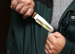 37-летний воронежец исполосовал ножом свою начальницу на работе