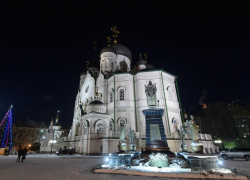 Александр Гусев и Юрий Матузов поздравили воронежцев с Рождеством Христовым