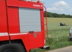 На воронежской трассе «Лада» улетела в кювет: погибло 2 человека