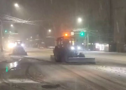 Названо количество техники, убиравшей снег в лютую метель в Воронеже