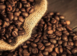 Уставшие воронежцы украли из магазина 12 пачек кофе