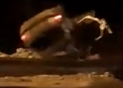 На выезде из Воронежа автомобиль вылетел через отбойник и попал на видео