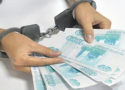 Соседка обворовала глухого пенсионера в Воронежской области 