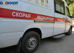 Автомобилист на ВАЗ сбил женщину и протаранил газопровод в Воронежской области 