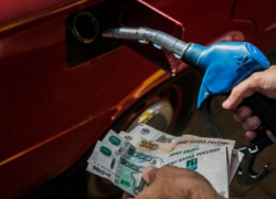 Цены на бензин снова пустились в рост в Воронеже 