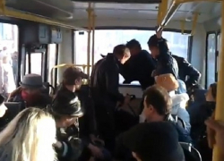 В Воронеже подростки избили мужчину за замечание в маршрутке 