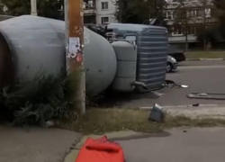 Последствия жуткого ДТП с бетономешалкой сняли в Воронеже на видео