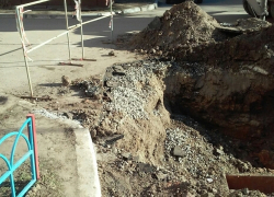 «Воронежтеплосеть» прокомментировала ситуацию с порывом трубы на Маршала Жукова