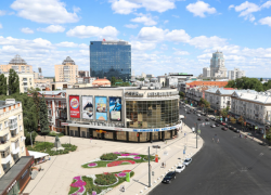 Воронежец лишился 200 тысяч рублей, попытавшись вернуть деньги за билеты в кино