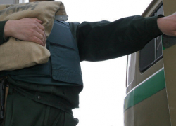 Вооруженные братья украли у инкассаторов 308 тысяч рублей под Воронежем