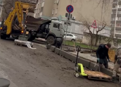 До наступления Нового года обещают закончить укладку тротуарной плитки в центре Воронежа 