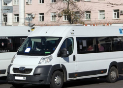 Водитель автобуса умер у ж/д-вокзала в Воронеже