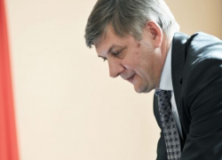 Александр Гусев за пять месяцев работы в мэрии Воронежа потерял в зарплате миллион рублей