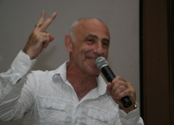 Воронежцы встретятся с известным переводчиком-синхронистом Михаилом Заготом