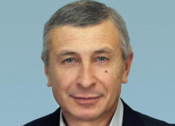 Почти по 130 тыс рублей в месяц получал директор школы на воронежском Машмете