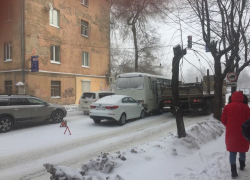 В Воронеже KIA Rio ушла под ПАЗик