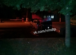73-летний пенсионер влетел в припаркованную фуру и погиб в Воронеже