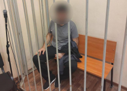 В Москве поймали мужчину, чуть не запырявшего ножом двух воронежцев у ресторана «Бархат»