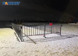 Опасно для жизни: разрушающиеся «парящие» мосты огородили от пешеходов в Воронеже